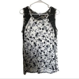 Xl nwot white birch floral tank with lace